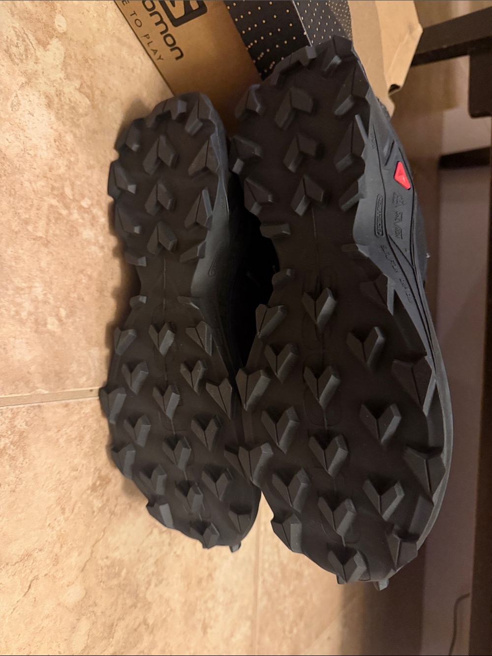 SALOMON women’s ALPHACROSS BLAST GTX  EnergyCell for Trail Running Sneakers - Picture 15 of 16